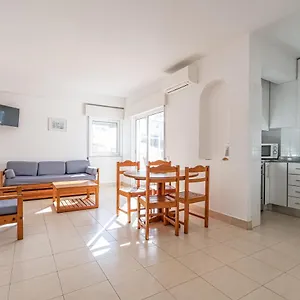  Apartamento Edifício Sequeira - Local By Portugalferias